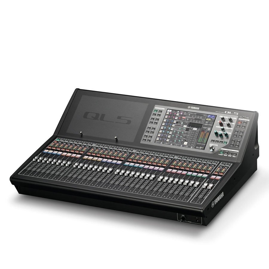 QL5 Digital Mixing Console